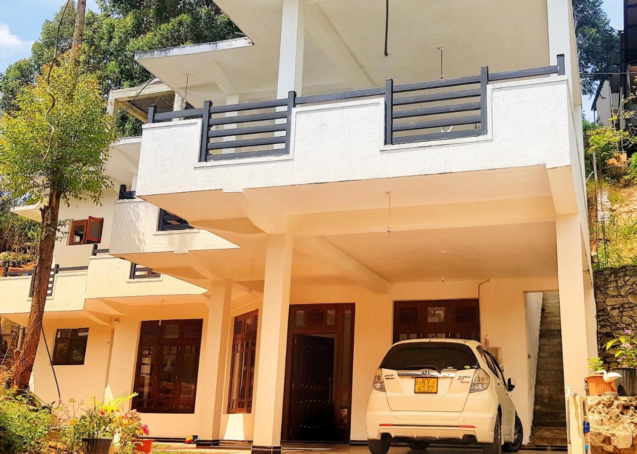 Holly House Homestay Ella Exterior foto